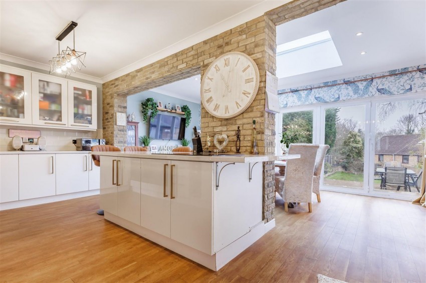 Images for Larkshall Crescent, Chingford, Waltham Forest