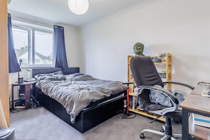 Images for Weald Hall Lane, Thornwood.