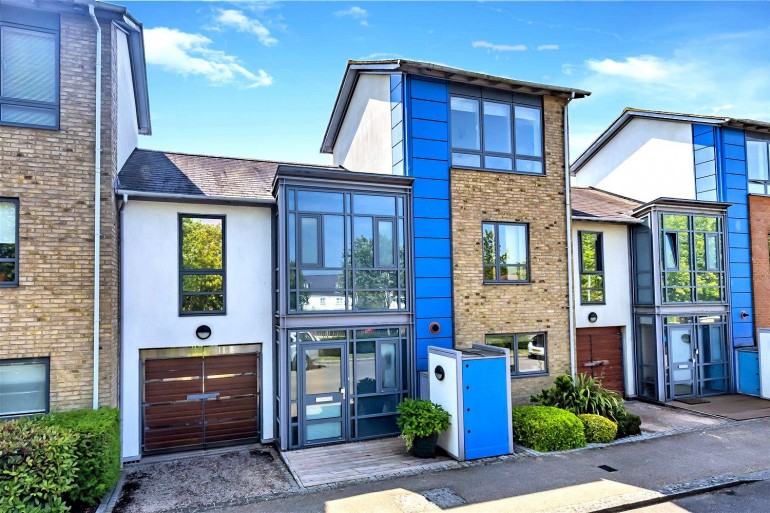 St. Nicholas Green, Newhall