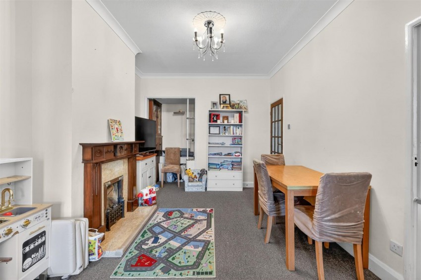 Images for Inverness Drive, Hainault