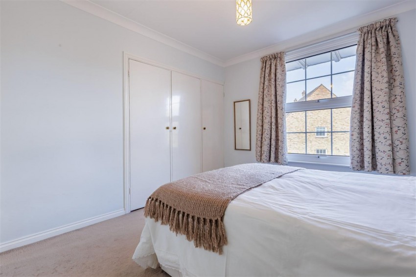 Images for Wedgewood Close, Epping