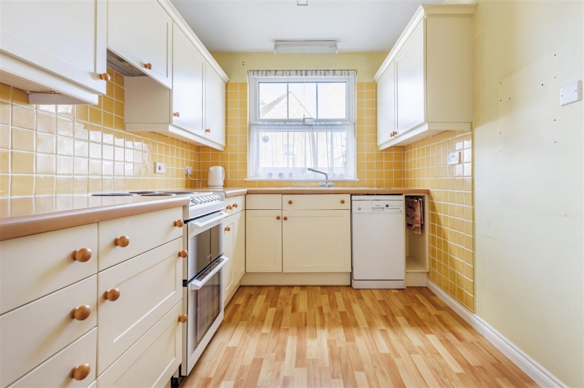 Images for Wedgewood Close, Epping