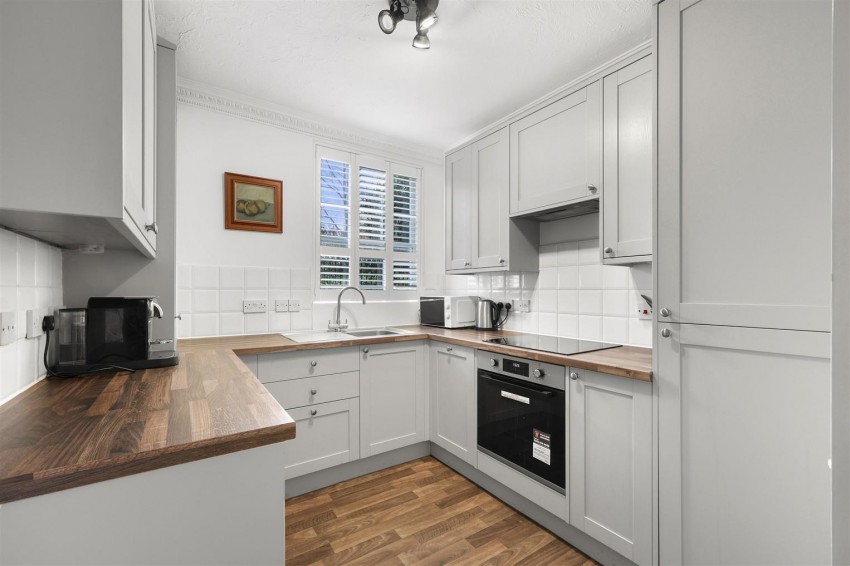 Images for Bower Hill, Epping