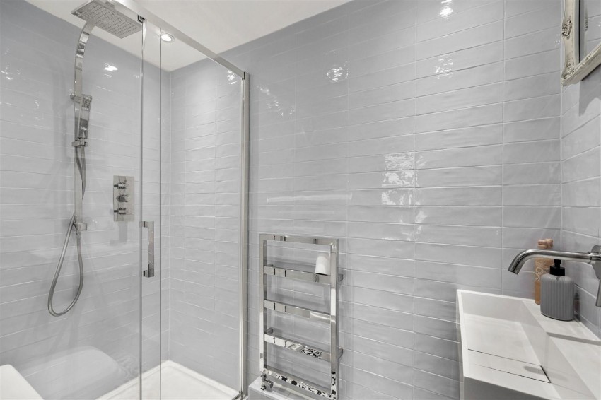 Images for Theydon Grove, Epping