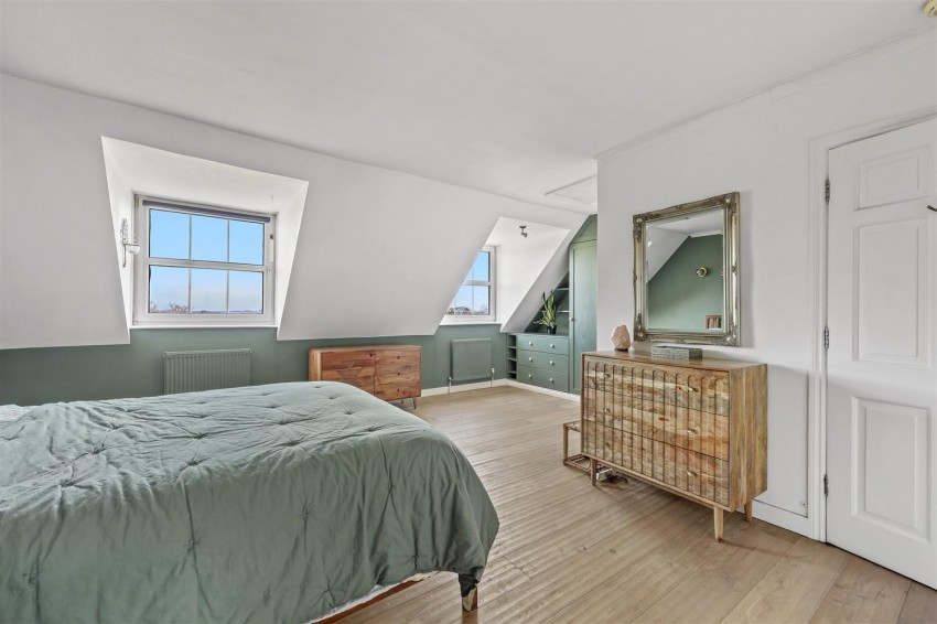 Images for Theydon Grove, Epping