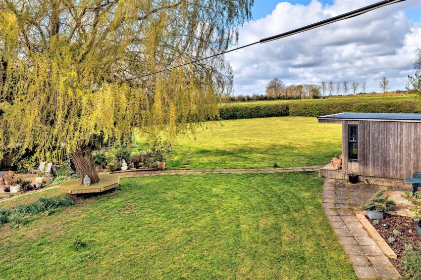 Images for Takleys manor cottage, Epping Upland