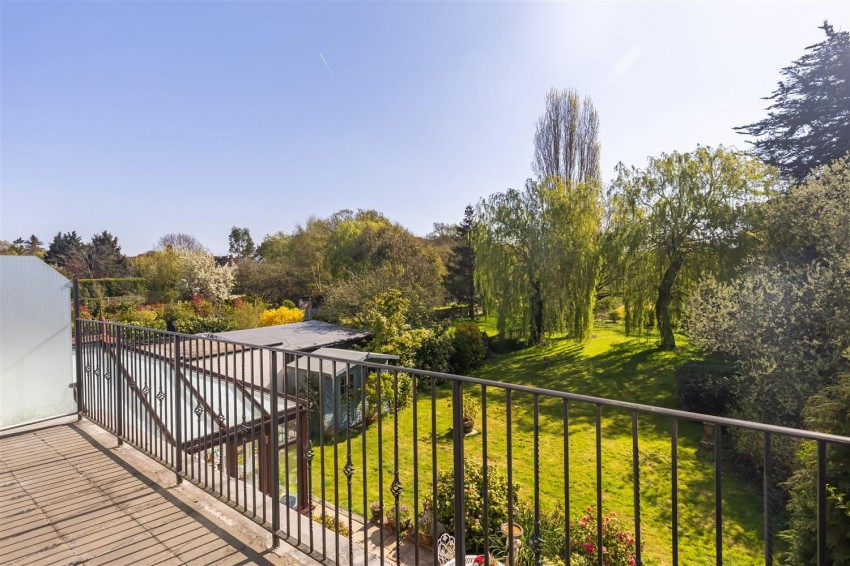 Images for Loughton Lane, Theydon Bois