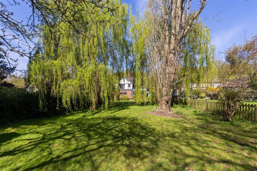 Images for Loughton Lane, Theydon Bois