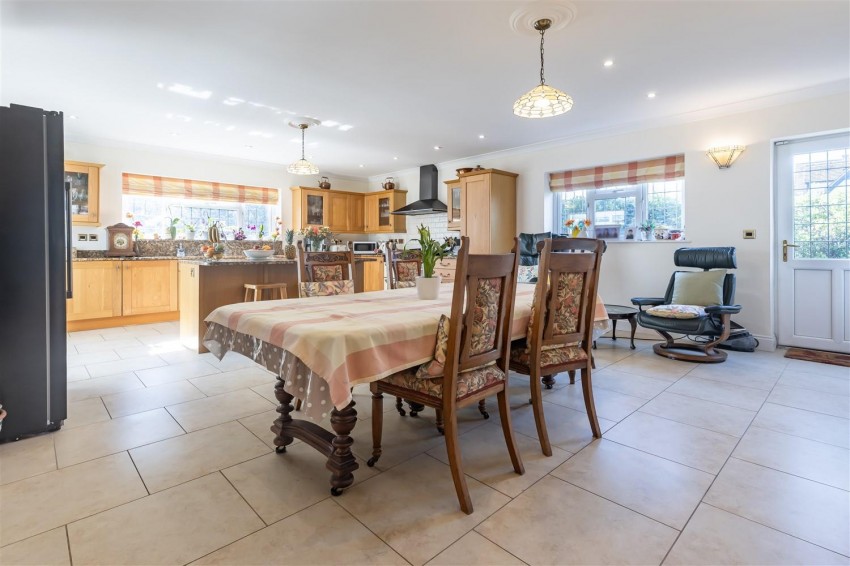 Images for Loughton Lane, Theydon Bois