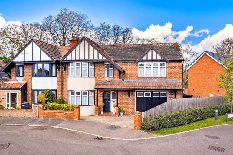 Laburnum Road, Coopersale