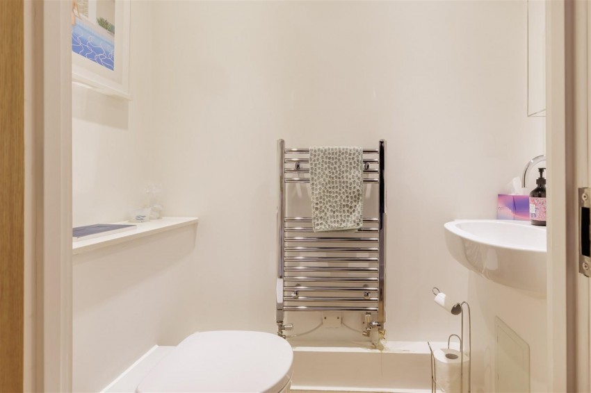 Images for Mowbray Close, Epping