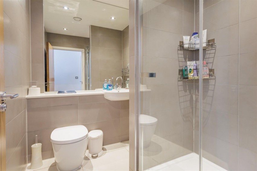 Images for Mowbray Close, Epping