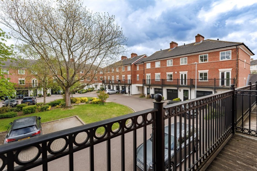 Images for Mowbray Close, Epping