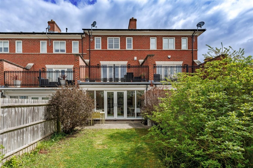 Images for Mowbray Close, Epping