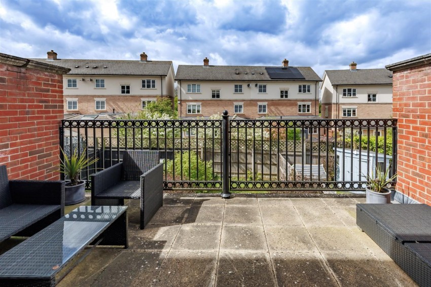 Images for Mowbray Close, Epping