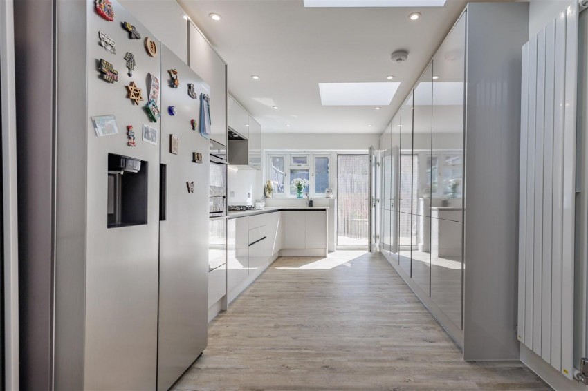 Images for St. Marys Way, Chigwell