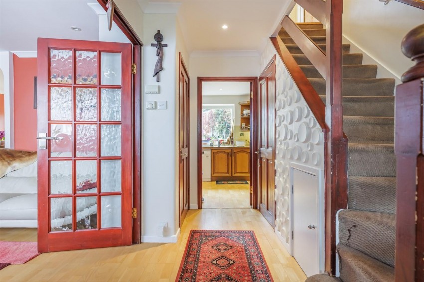 Images for Eatons Mead, Chingford