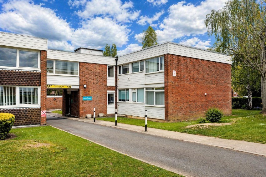 Images for Fairlawns, Tidys Lane, Epping