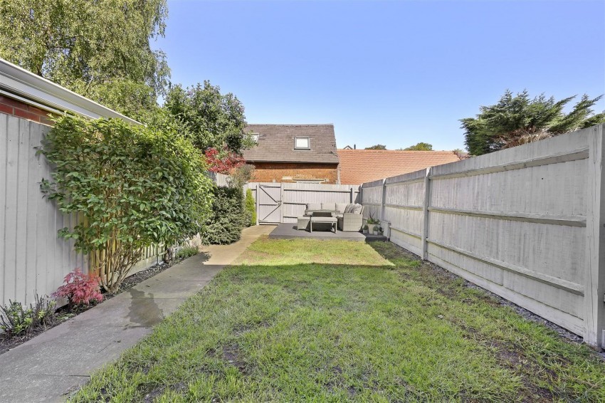 Images for Kings Wood Park, Epping