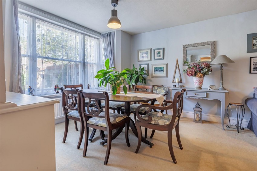 Images for The Elms, Masons Bridge Farm Rd, Fiddlers Hamlet, Epping