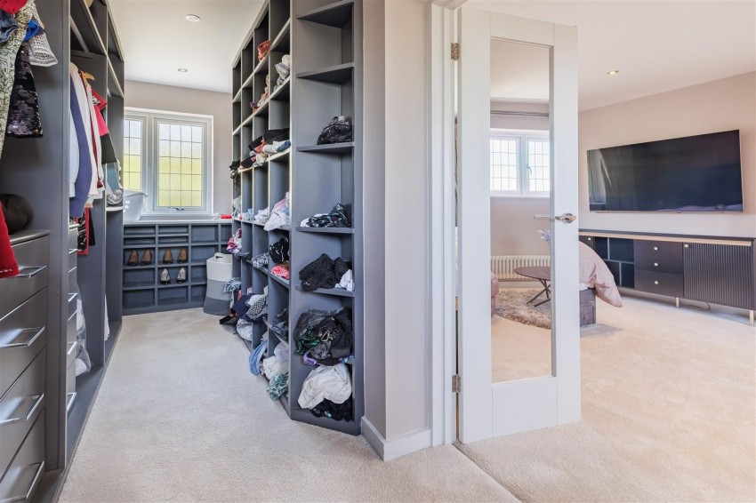 Images for Ravensmere, Epping