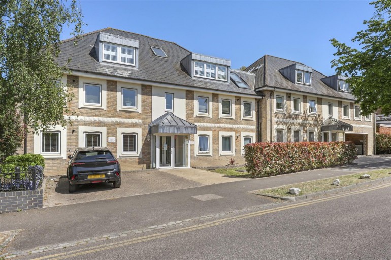 Crows Road, Epping