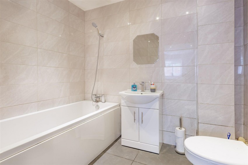 Images for Electron House, Hemnall Street, Epping