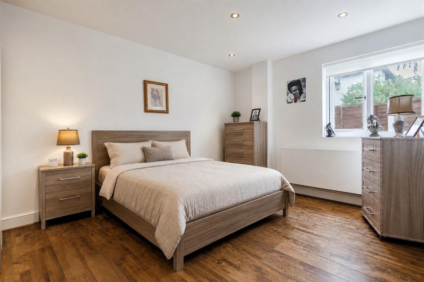Images for Electron House, Hemnall Street, Epping