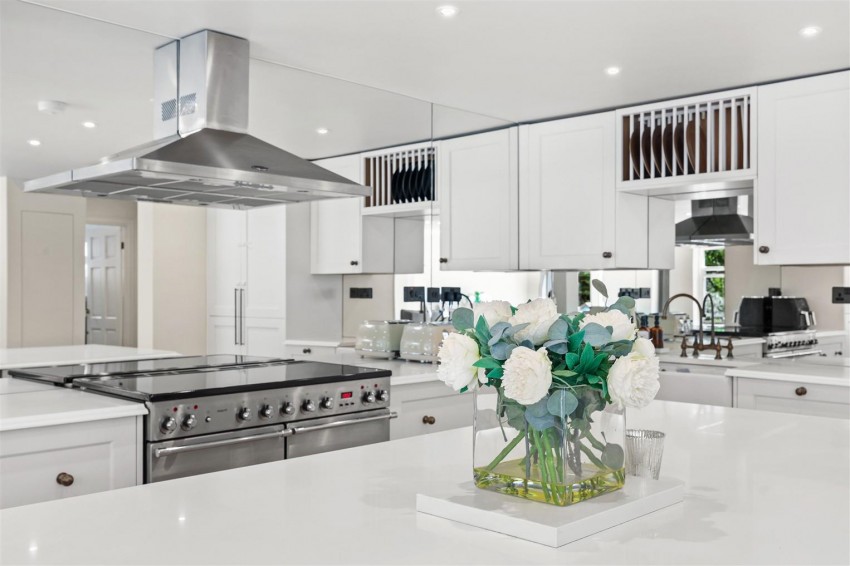 Images for Loughton Lane, Theydon Bois