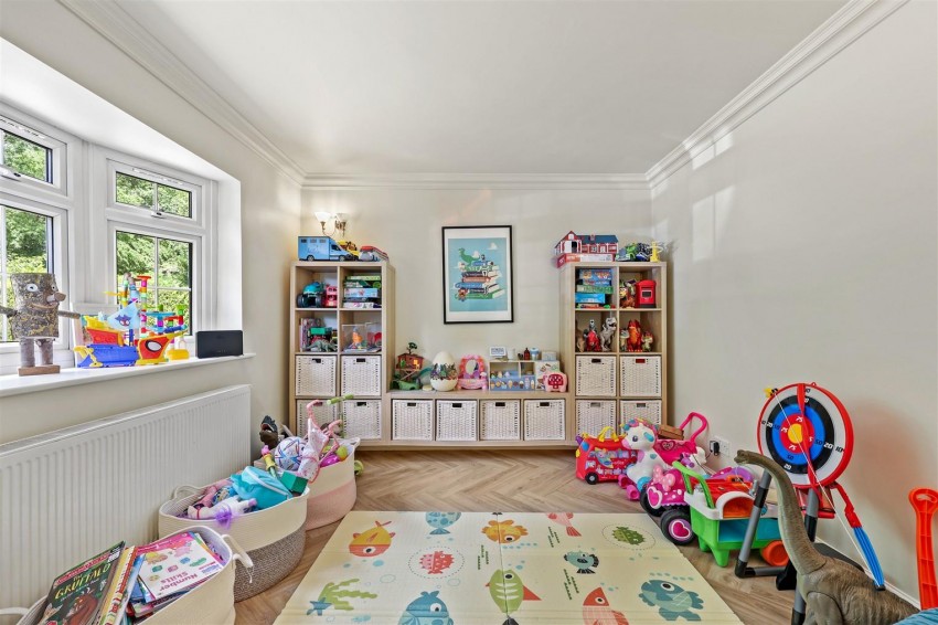 Images for Loughton Lane, Theydon Bois