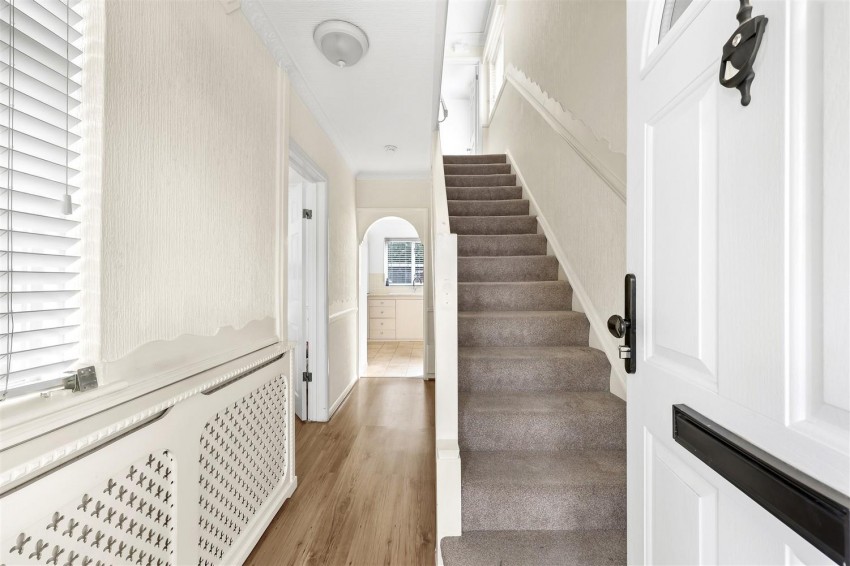 Images for Greenfields, Loughton