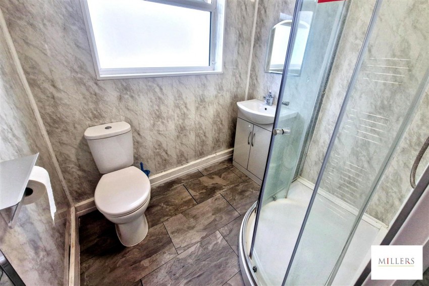 Images for Doddinghurst Road, Brentwood