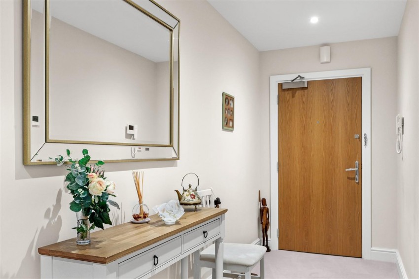 Images for High Road, Loughton