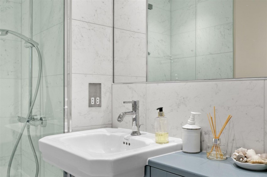 Images for High Road, Loughton