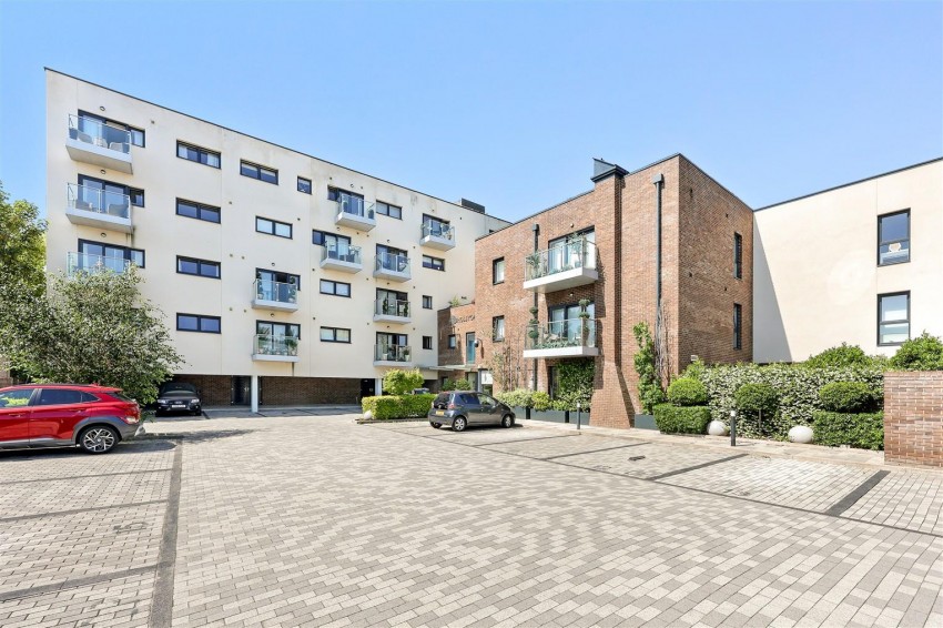 Images for High Road, Loughton