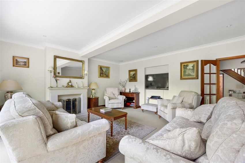 Images for Ravensmere, Epping