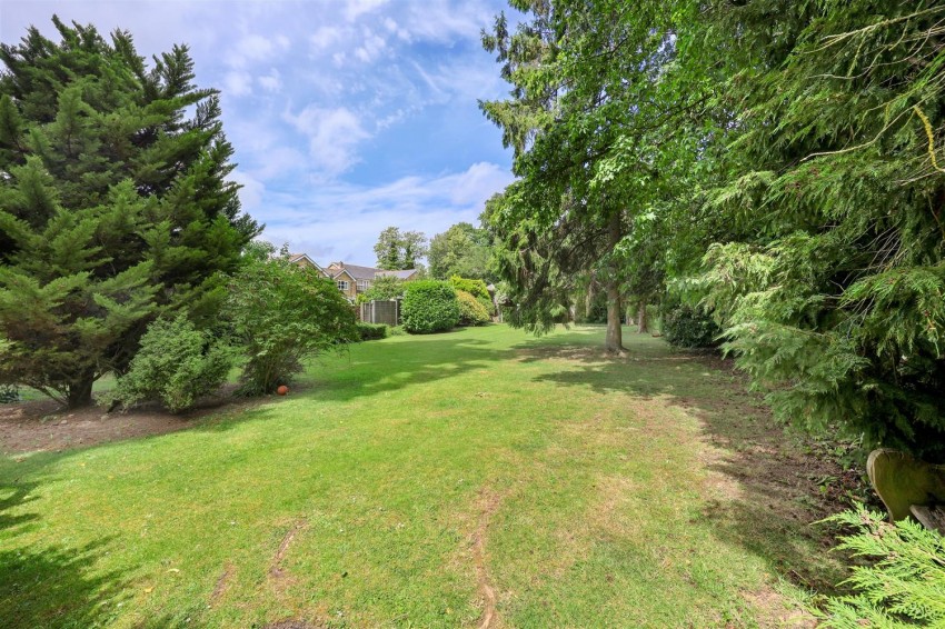 Images for Ravensmere, Epping