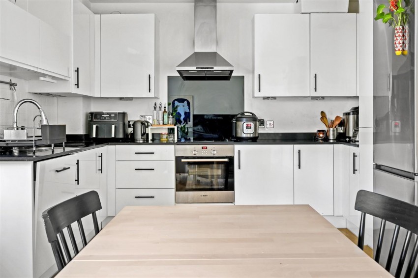 Images for Sycamore Place, Chigwell