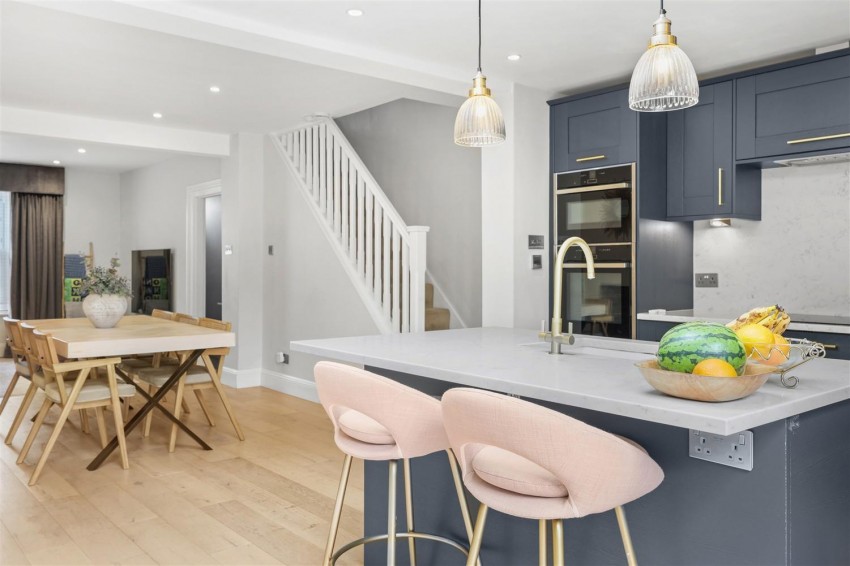 Images for Hemnall Street, Epping