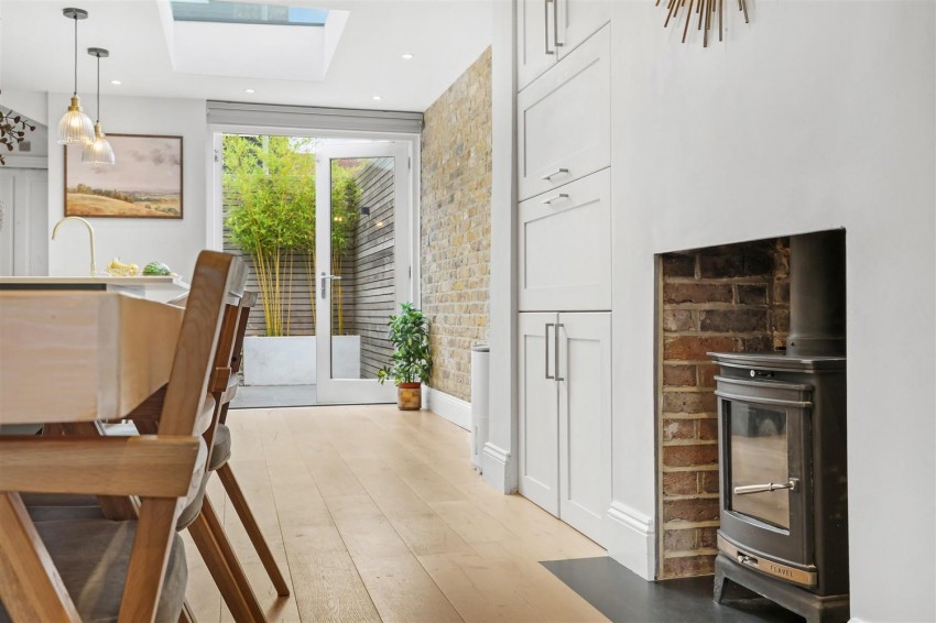 Images for Hemnall Street, Epping
