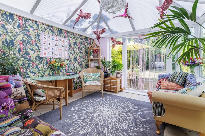 Images for High Road, Thornwood, Epping