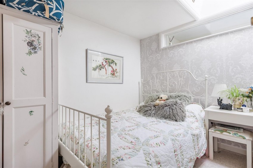 Images for High Road, Thornwood, Epping