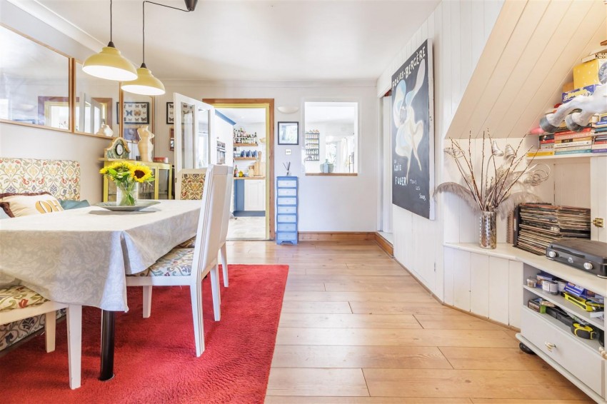 Images for High Road, Thornwood, Epping