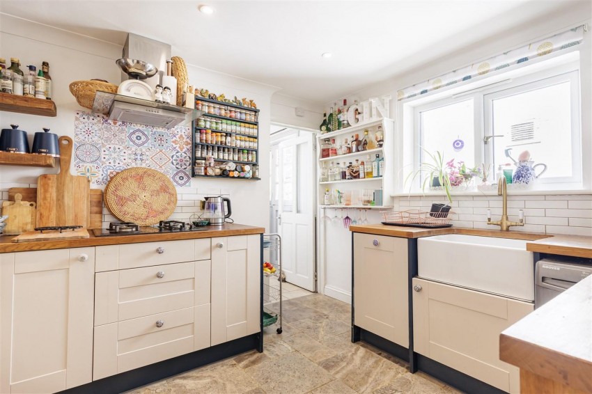 Images for High Road, Thornwood, Epping