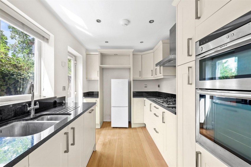 Images for Hemnall Street, Epping