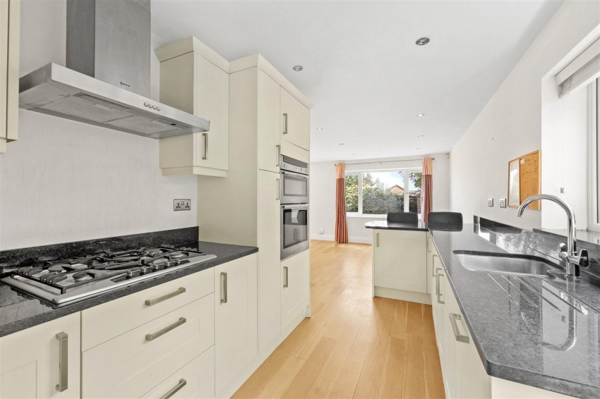 Images for Hemnall Street, Epping