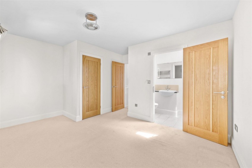 Images for Hemnall Street, Epping