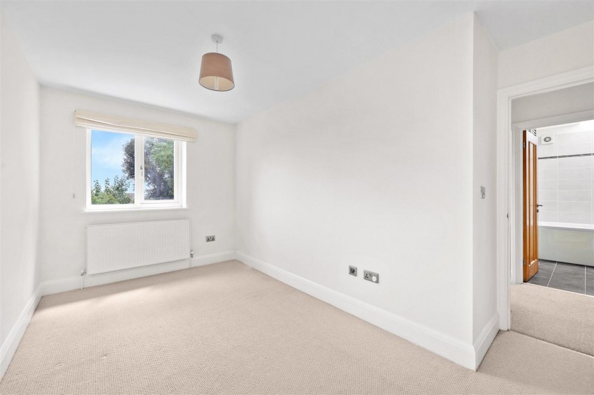 Images for Hemnall Street, Epping