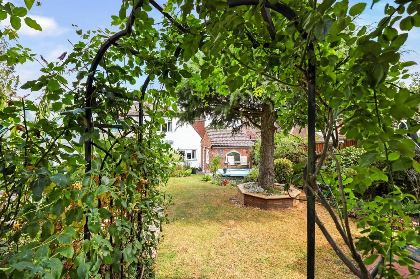 Images for Dukes Avenue, Theydon Bois