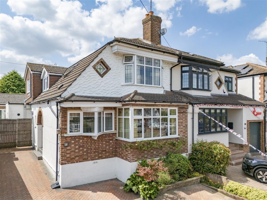 Images for Dukes Avenue, Theydon Bois